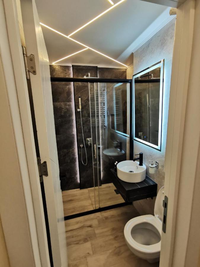 Brend New Luxurious Apartment In Downtown With Free Parking Novi Sad Exterior photo