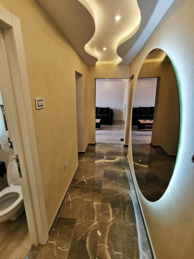 Brend New Luxurious Apartment In Downtown With Free Parking Novi Sad Exterior photo