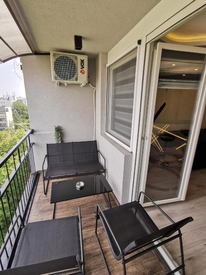 Brend New Luxurious Apartment In Downtown With Free Parking Novi Sad Exterior photo
