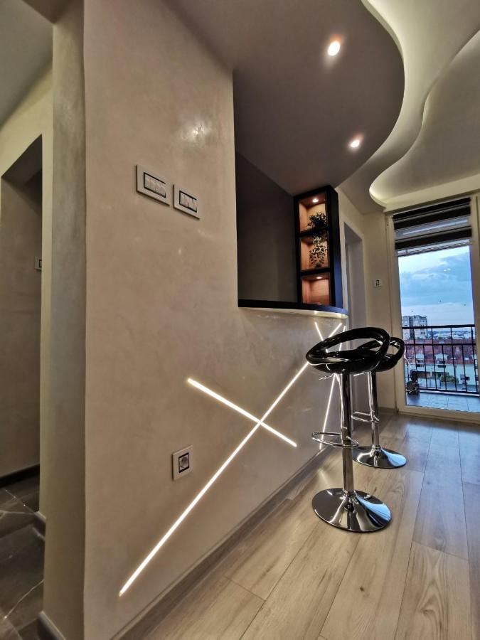 Brend New Luxurious Apartment In Downtown With Free Parking Novi Sad Exterior photo